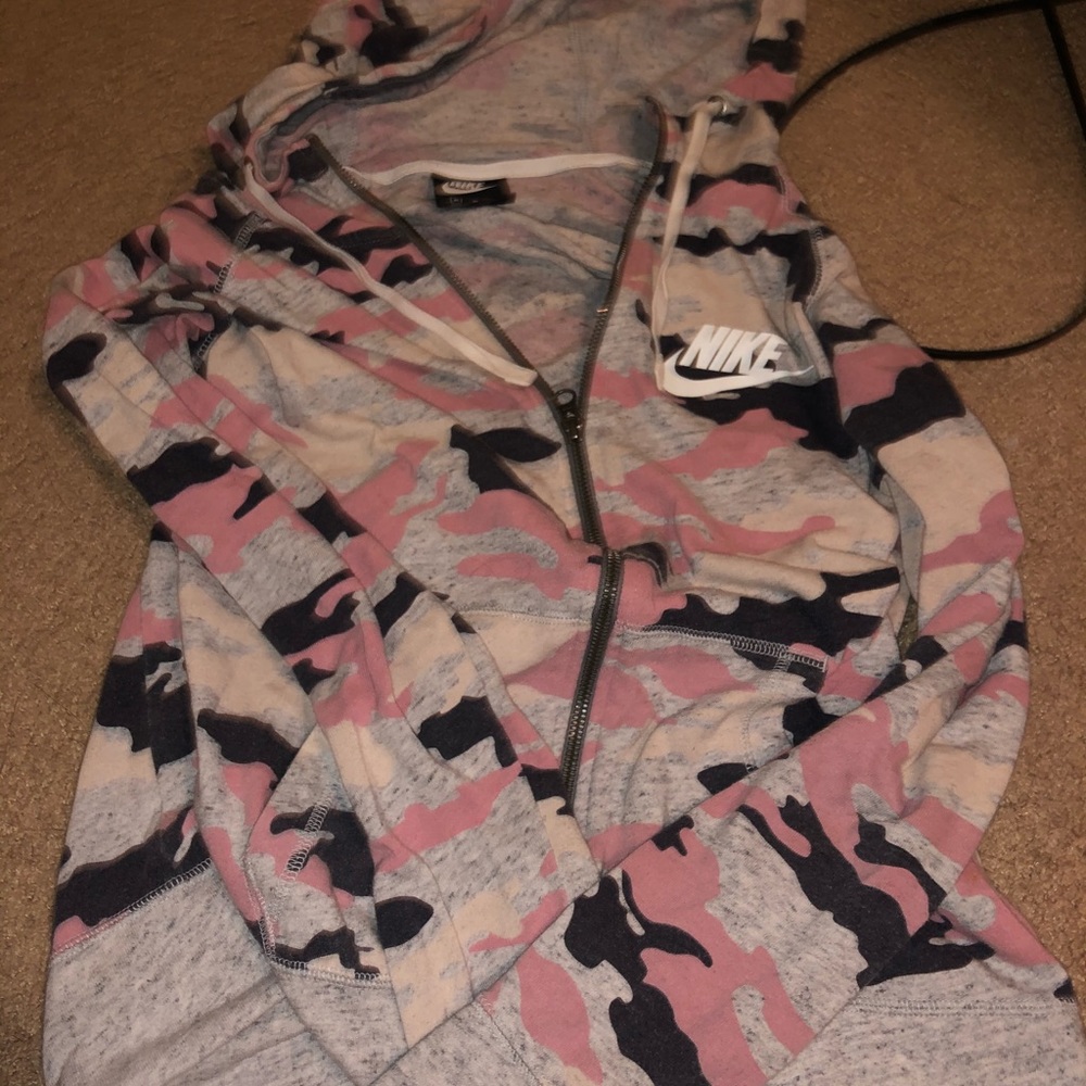 Nike long sleeve hoodie